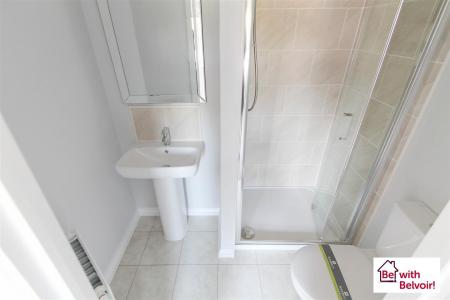 2 bedroom Terraced House to let in Centenary Lane, Wednesbury, WS10