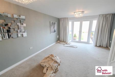 2 bedroom Terraced House to let in Centenary Lane, Wednesbury, WS10