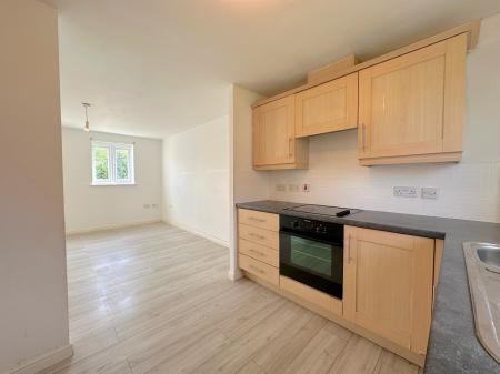 2 bedroom Flat for sale in Tame Crossing, Wednesbury, WS10