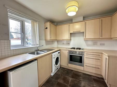 2 bedroom Apartment for sale in The Avenue, Darlaston