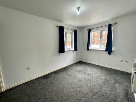 2 bedroom Apartment for sale in The Avenue, Darlaston