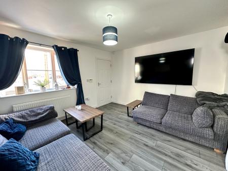 4 bedroom Semi-detached house for sale in Bilston Road, Sandwell, Wednesbury, WS10