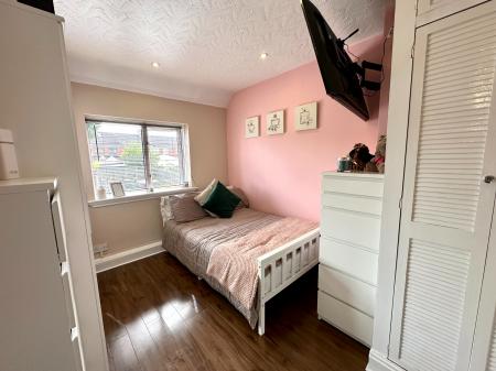 3 bedroom End of terrace house for sale in Carrington Road, Sandwell, Wednesbury, WS10