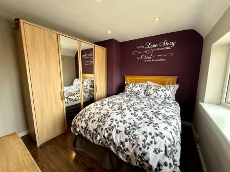 3 bedroom End of terrace house for sale in Carrington Road, Sandwell, Wednesbury, WS10