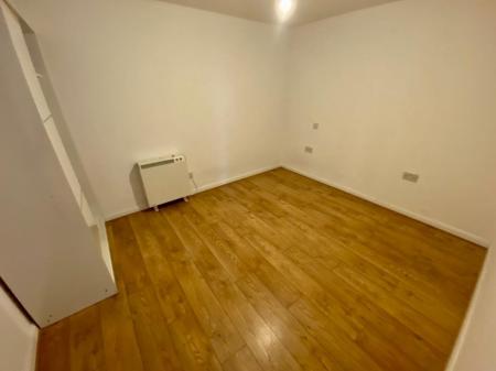 1 bedroom Flat to let in Darlaston Road, Wednesbury, WS10