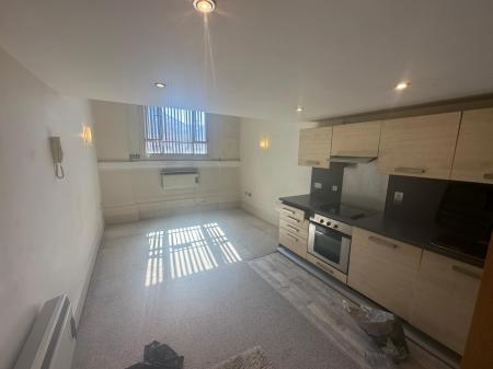2 bedroom Apartment to let in Priory Street, Dudley, DY1