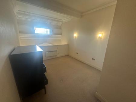 2 bedroom Apartment to let in Priory Street, Dudley, DY1