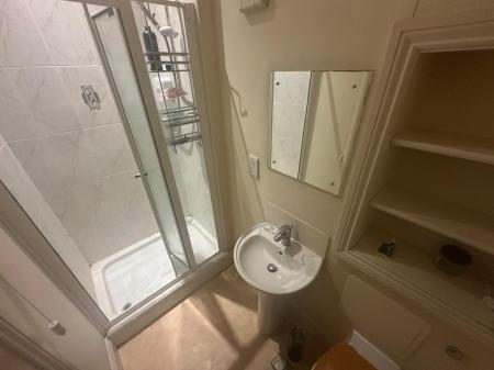 2 bedroom Apartment to let in Priory Street, Dudley, DY1