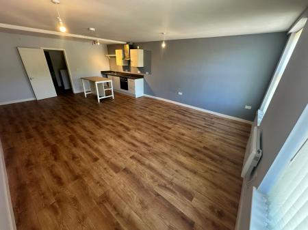 1 bedroom Flat to let in Upper High Street, Wednesbury, WS10