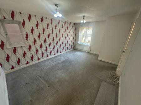 3 bedroom Semi-detached house to let in Jonah Drive,, Tipton, DY4