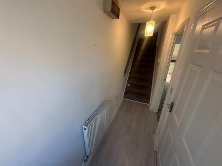 3 bedroom Semi-detached house to let in Jonah Drive,, Tipton, DY4