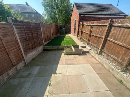 3 bedroom Semi-detached house to let in Jonah Drive,, Tipton, DY4