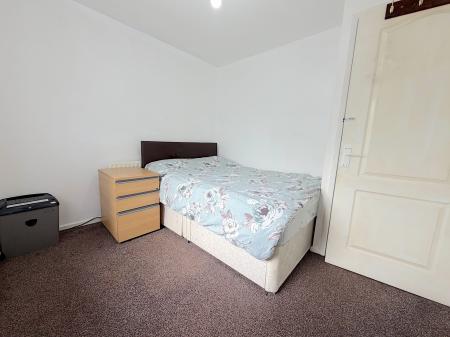 4 bedroom Semi-detached house for sale in Lansbury Avenue, Wednesbury, Wednesbury, WS10