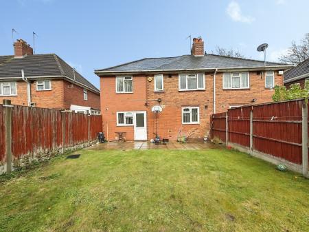 4 bedroom Semi-detached house for sale in Lansbury Avenue, Wednesbury, Wednesbury, WS10