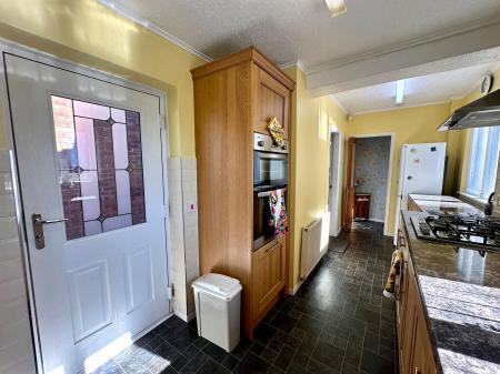 2 bedroom Semi-detached house for sale in Griffiths Road, West Bromwich, B71