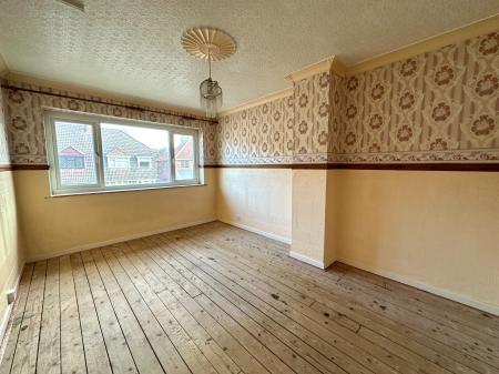 3 bedroom Semi-detached house for sale in Kelverley Grove, West Bromwich, B71