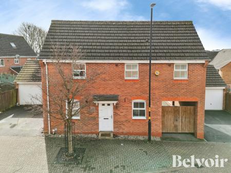 3 bedroom Detached house to let in Puddlers Grove, Wednesbury, WS10