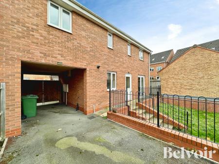 3 bedroom Detached house to let in Puddlers Grove, Wednesbury, WS10