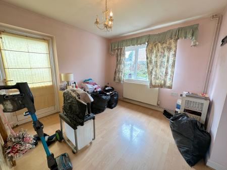3 bedroom End of terrace house for sale in Eastfield Road, Princes End, Tipton, DY4