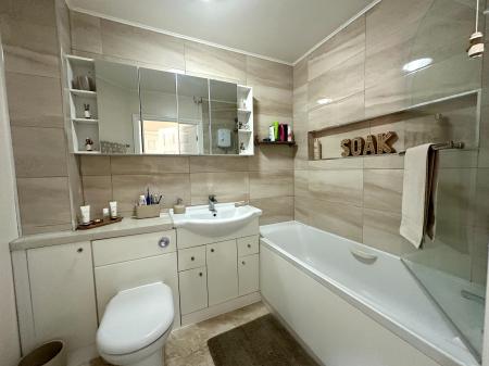2 bedroom Apartment for sale in Tame Crossing, Wednesbury, Wednesbury, WS10