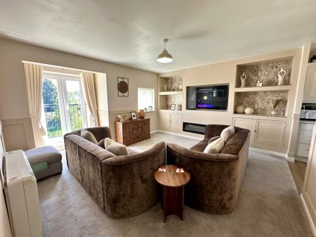 2 bedroom Apartment for sale in Tame Crossing, Wednesbury, Wednesbury, WS10