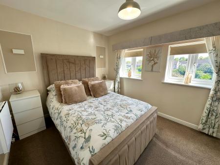 2 bedroom Apartment for sale in Tame Crossing, Wednesbury, Wednesbury, WS10
