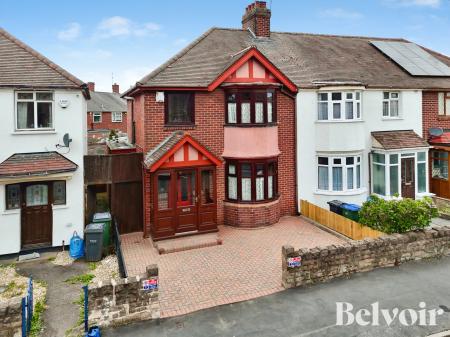 3 bedroom End of terrace house for sale in Oak Lane, West Bromwich, B70