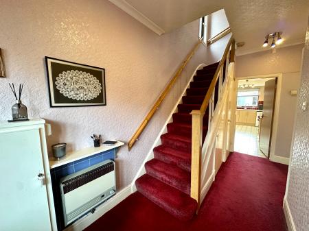 3 bedroom End of terrace house for sale in Oak Lane, West Bromwich, B70