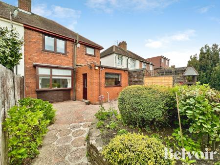 3 bedroom End of terrace house for sale in Oak Lane, West Bromwich, B70