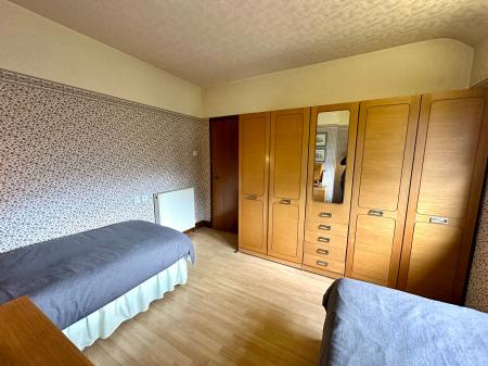 3 bedroom End of terrace house for sale in Oak Lane, West Bromwich, B70