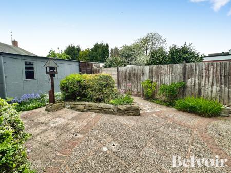 3 bedroom End of terrace house for sale in Oak Lane, West Bromwich, B70