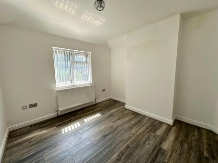 3 bedroom End of terrace house to let in Manor House Road, Wednesbury, WS10