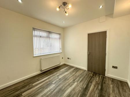 3 bedroom End of terrace house to let in Manor House Road, Wednesbury, WS10
