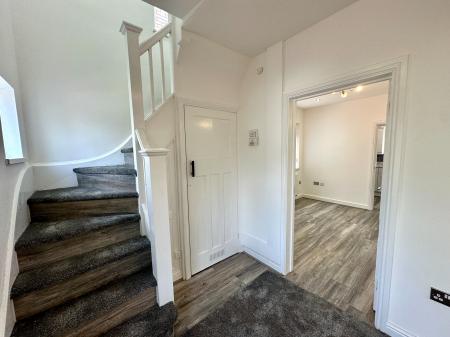 3 bedroom End of terrace house to let in Manor House Road, Wednesbury, WS10