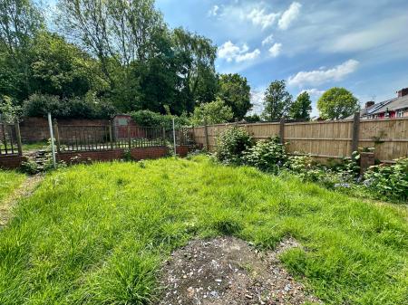 3 bedroom End of terrace house to let in Manor House Road, Wednesbury, WS10