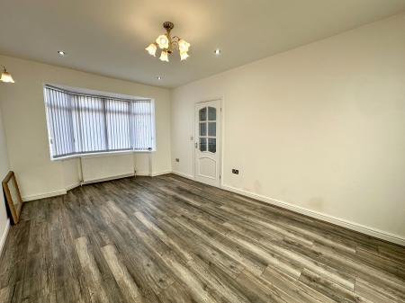 3 bedroom End of terrace house to let in Manor House Road, Wednesbury, WS10