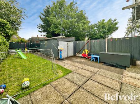 2 bedroom Semi-detached house to let in Dangerfield Lane, Wednesbury, WS10