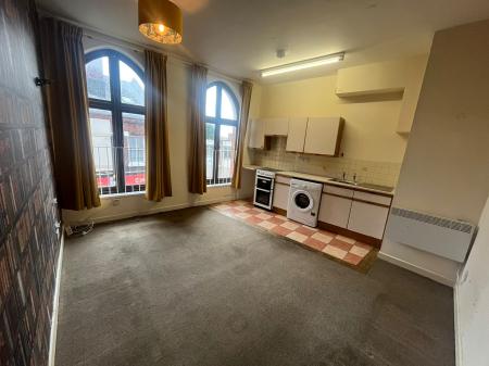 1 bedroom Flat to let in Spring Head, Wednesbury, WS10