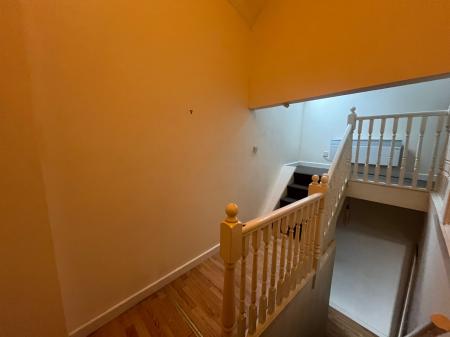 1 bedroom Flat to let in Spring Head, Wednesbury, WS10