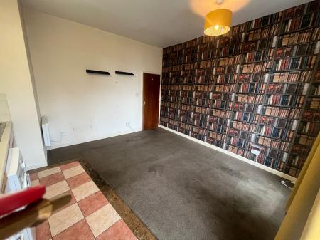 1 bedroom Flat to let in Spring Head, Wednesbury, WS10