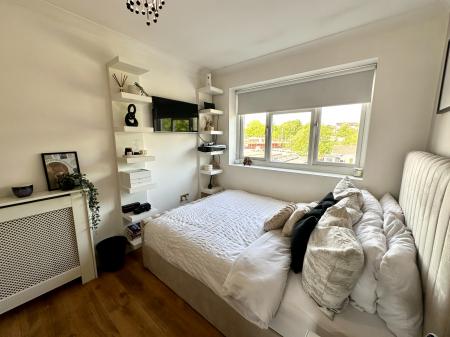 3 bedroom Semi-detached house for sale in Mounts Road, Wednesbury, Wednesbury, WS10
