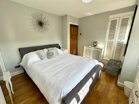 3 bedroom Semi-detached house for sale in Mounts Road, Wednesbury, Wednesbury, WS10