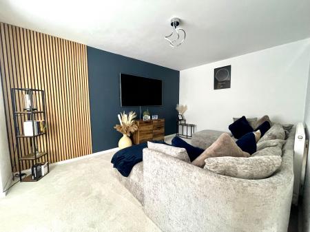 3 bedroom Detached house for sale in Ceramic Close, Wednesbury, WS10