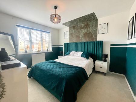 3 bedroom Detached house for sale in Ceramic Close, Wednesbury, WS10