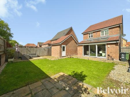 3 bedroom Detached house for sale in Ceramic Close, Wednesbury, WS10