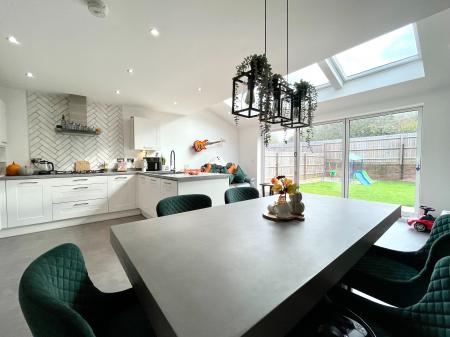 3 bedroom Detached house for sale in Ceramic Close, Wednesbury, WS10
