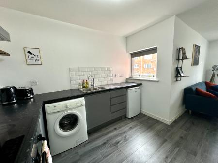 1 bedroom Apartment for sale in Jefferson Place, West Bromwich, B71