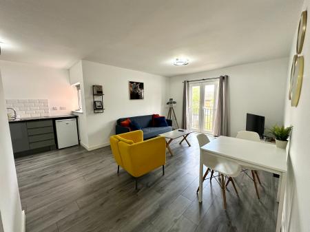 1 bedroom Apartment for sale in Jefferson Place, West Bromwich, B71
