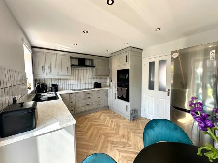 3 bedroom Detached house for sale in Lovatt Close, Tipton, DY4