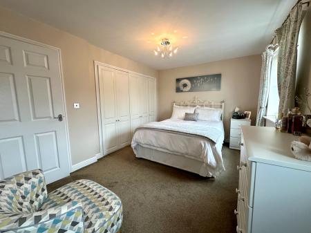 4 bedroom Detached house for sale in Stafford Road, Wednesbury, WS10